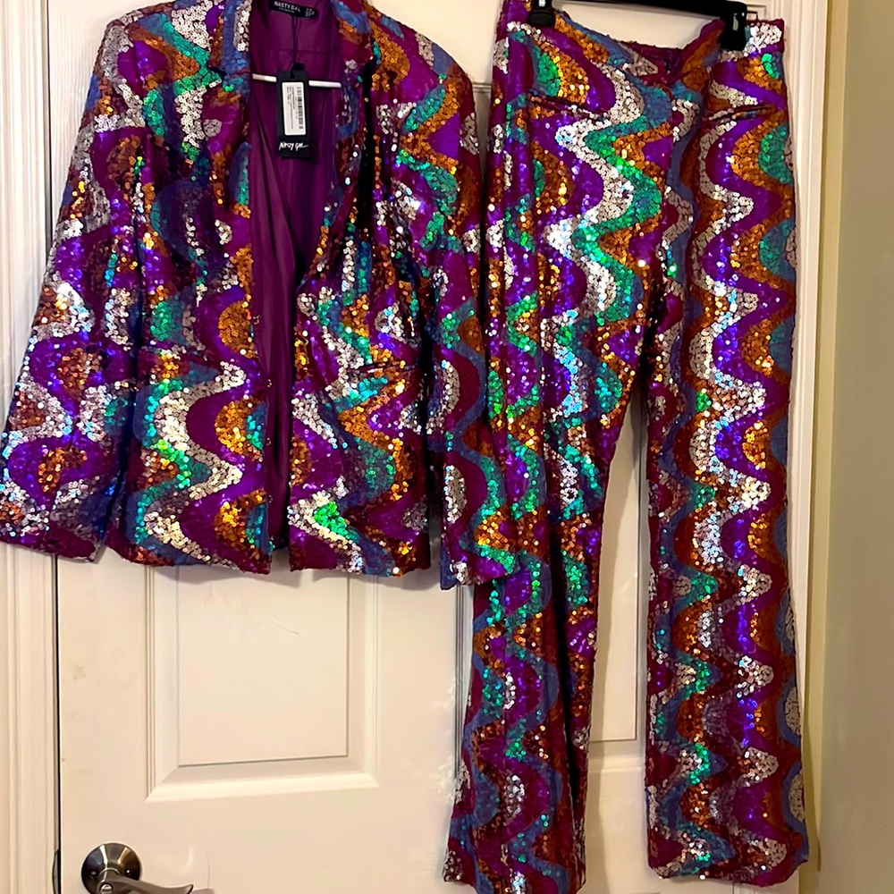 Perfect for Mardi Gras 🎉🍾
